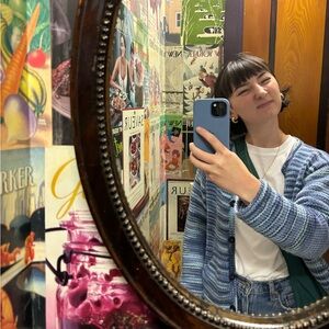 Meet your Posher, Caroline